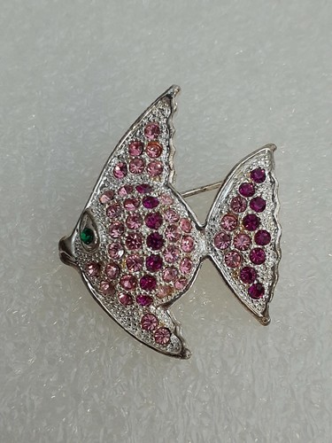 Pink crystal fish brooch - pink, pin