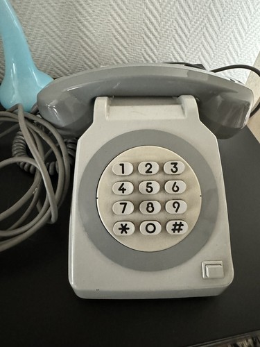 Ancien téléphone vintage - ancien,