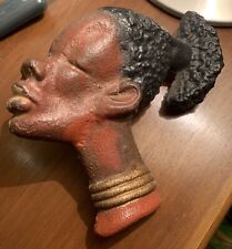 Applique statuette africanisme tête de femme art déco 1920 fonte de fer