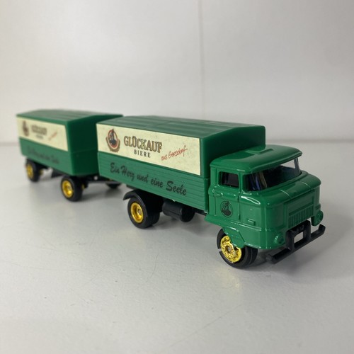 Camion vert 87 avec - 1:87,