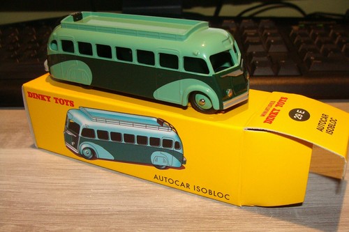 Autocar isobloc vert - isobloc,