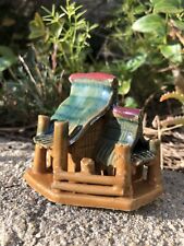 FIGURINE ASIATIQUE PAGODE