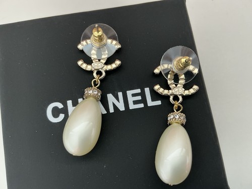 Superbes boucles oreilles - superbes, d’oreilles