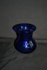 Vase ancien en cristal bleu