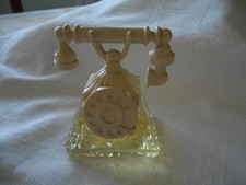 Ancien flacon de parfum AVON -