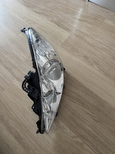 Projecteur gauche peugeot - gauche,