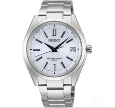 Montre solaire radiocommandée