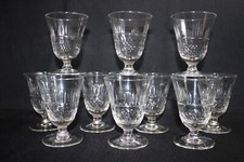 10 verres à vin blanc anciens, en cristal taillé, nid d'abeille époque Art Déco