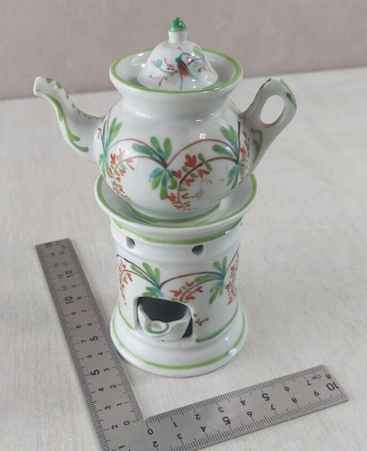 Ancienne petite tisanière