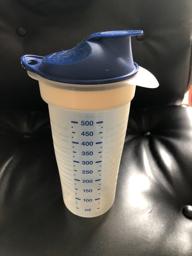 Tupperware shaker bleu - ❤️,