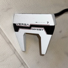 Putter droitier blanc Odyssey Versa 7 33 pouces acier C9 516 g avec HC