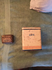 Ancienne boîte à pates jaune en métal publicitaire Chocolat Poulain pulvérisé