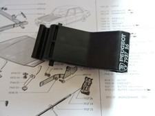 Neuf -Poignée plastique ouverture de capot Peugeot 504 - Réf 793726