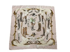 Foulard Hermès À Propos De