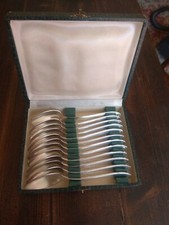 Ecrin de 12 cuillères à