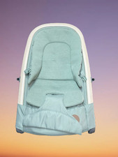 Maxi-Cosi Kori chaise transat bebe et siège 2-en-1 avec arche à jouets, 0-2 ans