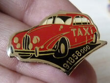 RARE PIN'S VOITURE JAGUAR MK 2 II TAXI ROUGE