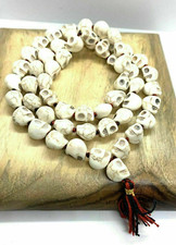 Collier de perles de prière