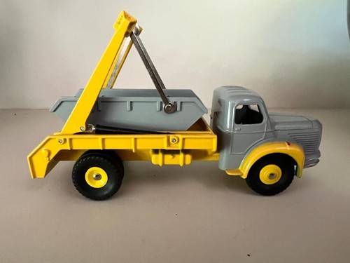 Camion berliet multibenne - camion,