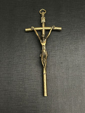 Crucifix Ancien Doré – Christ sur Croix Métal – Dévotion et Collection