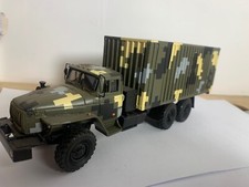 CAMION ARMY  URAL 6X6  PORTE