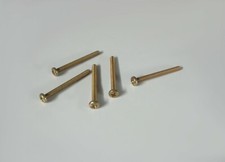 5 Vis à tôle cruciformes