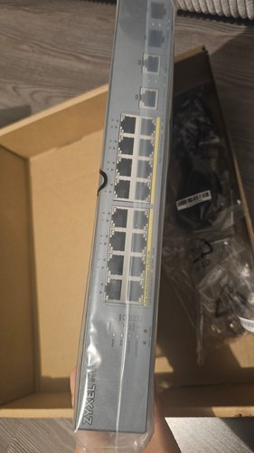 Zyxel gs1350 18hp switch - zyxel,