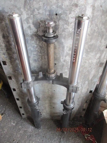 Fourche gsxf 750 années - fourche,