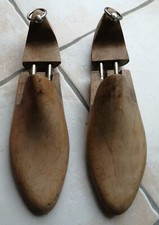 D3- Paire Embauchoirs anciens en bois 28,5cm de long