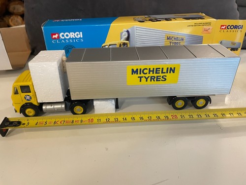 Corgi 24701 camion - n°,