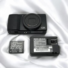 [comme neuf] RICOH GR1 GR 16,2 MP APS-C Compact Digital avec chargeurs et bat...