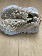 Baskets Nike Space Beige Hippie 04 "Be True" recyclées Flyknit taille 44,5