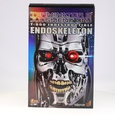 Hot Toys T-800 Endoskeleton