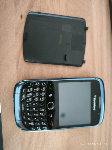 Blackberry curve 9300 - blackberry,