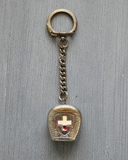 ancien porte clé métal cloche souvenir Suisse