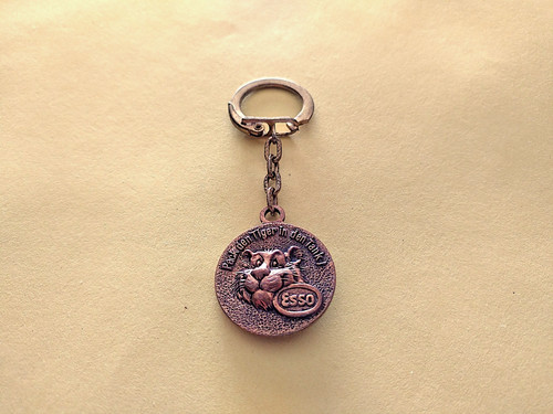 Ancien porte clé métal - ancien,