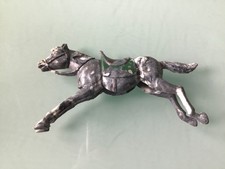 Cheval de manège en plastique