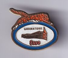 RARE PINS PIN'S ..  AUTO CAR