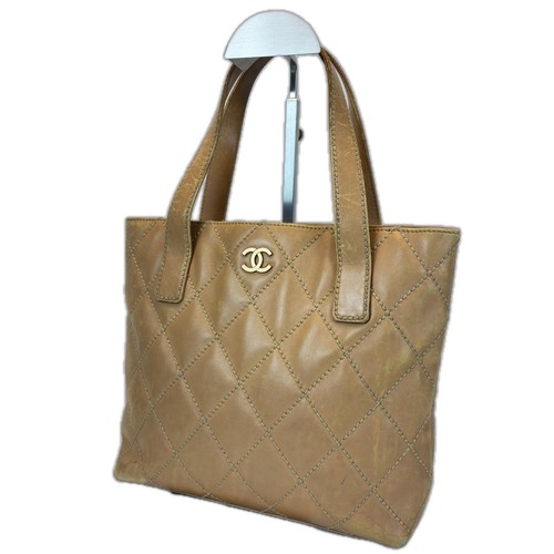 Sac fourre tout chanel wild - fourre-tout,