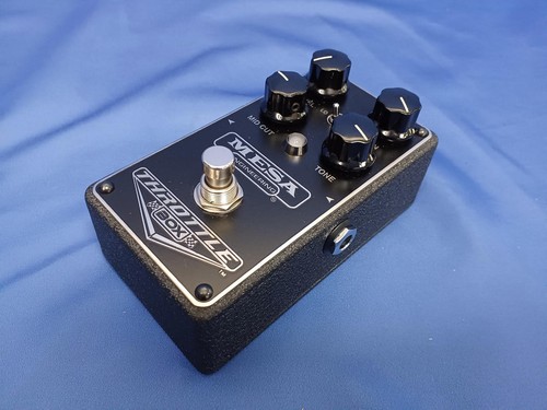Pédale guitare distorsion - de,
