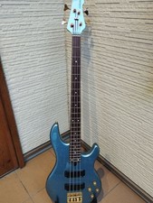 Guitare basse active Yamaha BB