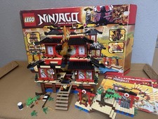 LEGO Ninjago 2507 - the golden weapons - Fire temple (2011)
