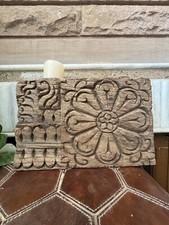 Porte-Bougie En Bois Ancien Peint Pour Une Décoration Intérieure Conviviale