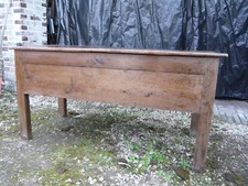 Pétrin ancien en bois