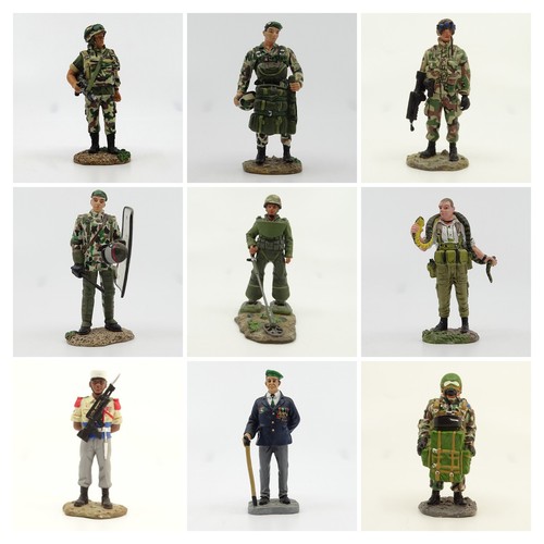 Important lot figurines - important,