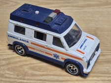 Voiture Miniature Ambulance Majorette 1/36