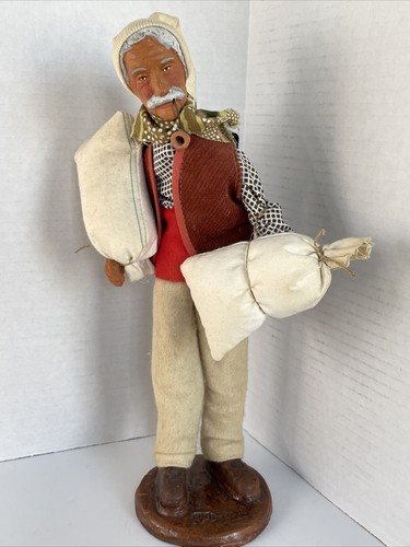 Vintage santon provence man - provence,