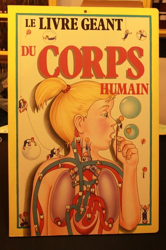 Livre géant corps - géant,