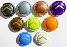 Série de 9 Capsules de champagne WAFFLART G . P