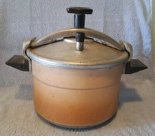 Cocotte-Minute SEB Marron Claire 8 L De 1988 + 1 Panier Made In France art déco